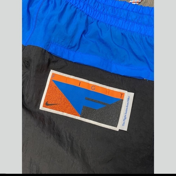 Nike Jumpsuit Throwback Colors Brand New Large - Picture 6 of 6